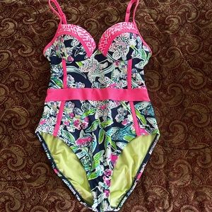 Lilly Pulitzer swimsuit size 4
